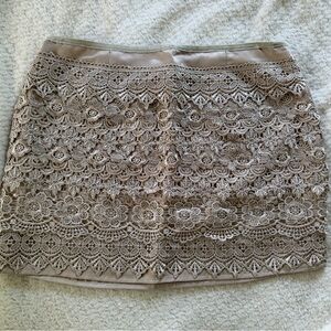 Sans Souci Beige Lace Skirt 💜 Size XSmall